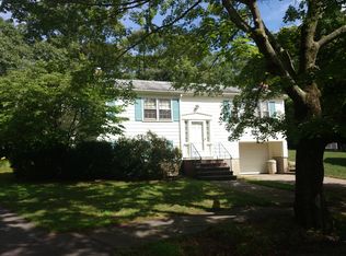 15 Cedarcrest Ter, West Roxbury, MA 02132