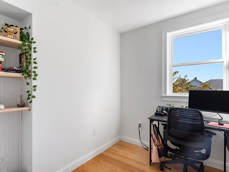 50 Main St #48 — Photo 12