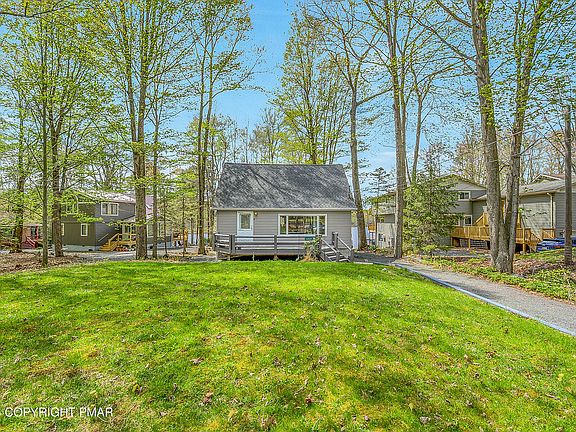 2nd image of 1217 Arrowhead Dr