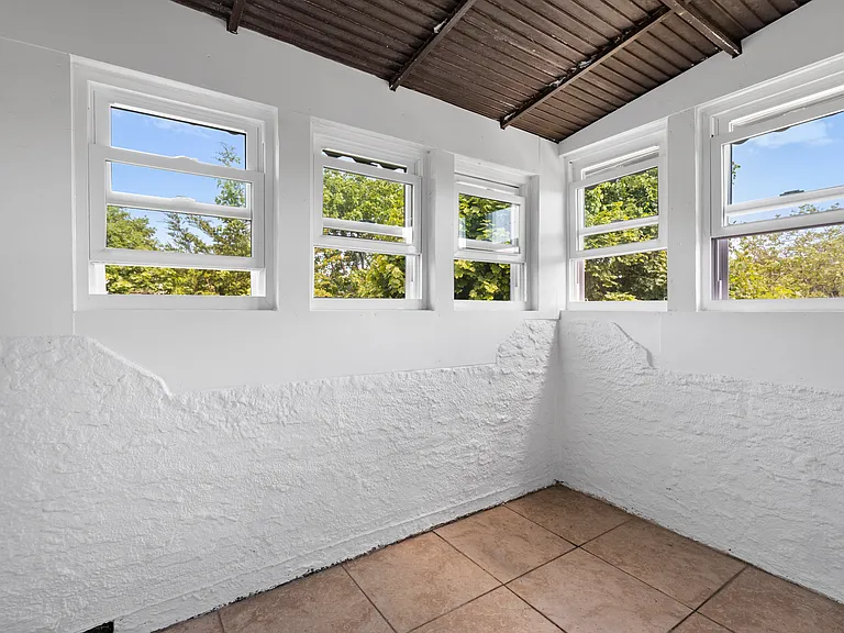 245 W Walnut St #2 — Photo 24