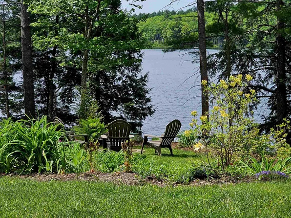 418 Mount Hunger Road, Henniker, NH 03242