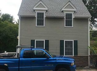 24 Cross St, Smithfield, RI 02917