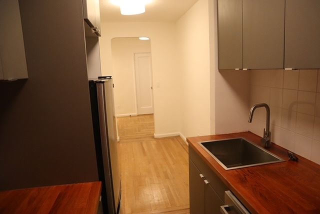 1st image of 200 Haven Ave #F11