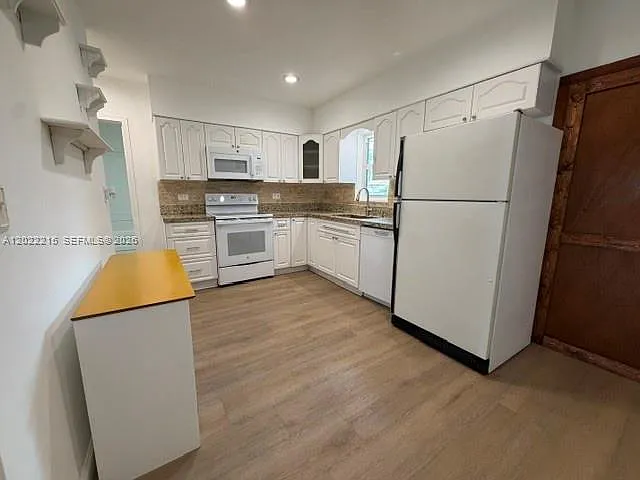 6215 SW 20th St — Photo 8