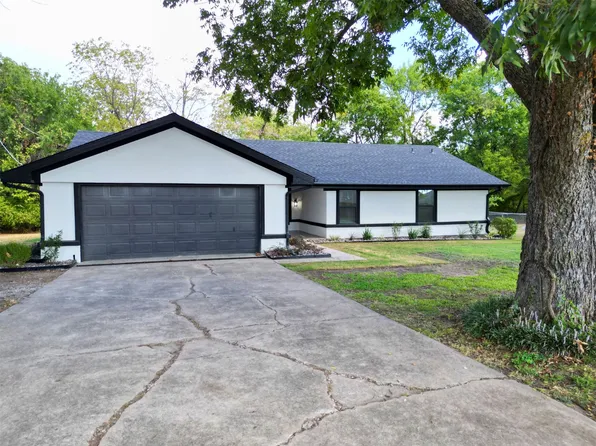 206 N Crownpoint Dr, Ada, OK 74820