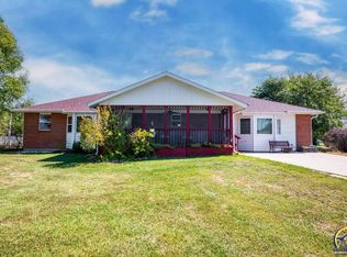 5440 SE Stubbs Rd, Tecumseh, KS 66542