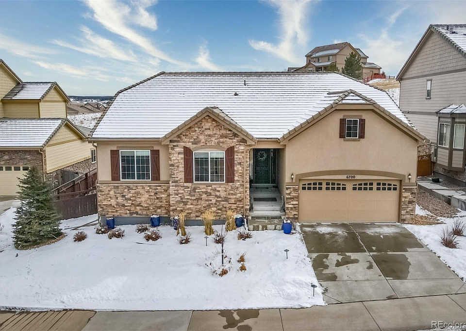 1st image of 6700 Esmeralda Dr