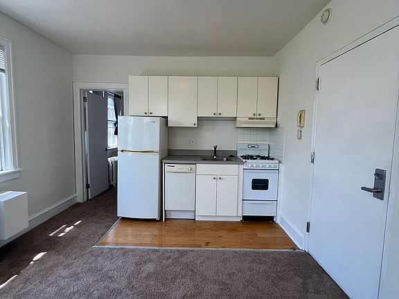 5th image of 332-34 S 17th St Unit 3B