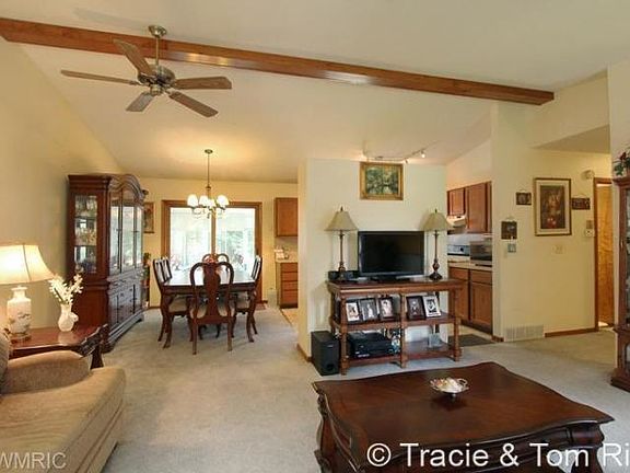 5th image of 6256 Kuttshill Dr NE