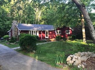 957 Long Cove Rd, Gales Ferry, CT 06335
