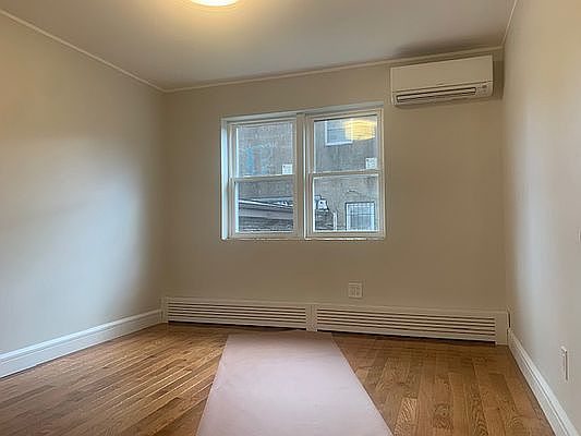 5th image of 40-16 31st Ave #1
