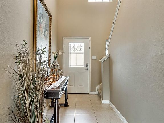4th image of 8833 Highland Orchard Dr