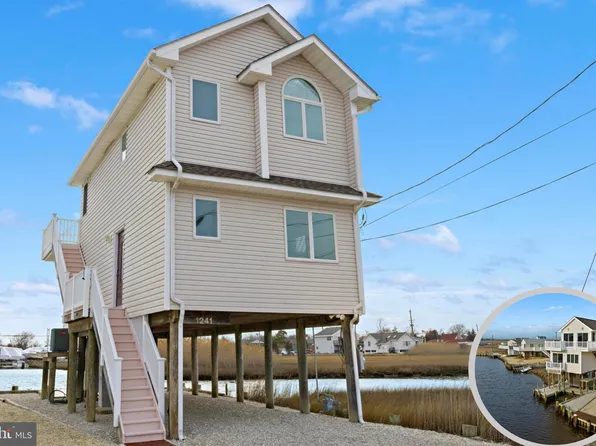 1241 W Mallard Dr, Manahawkin, NJ 08050