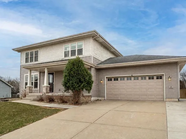 305 Skyland WAY, Deerfield, WI 53531