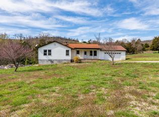 672 Clinch Valley Rd, Powder Springs, TN 37848