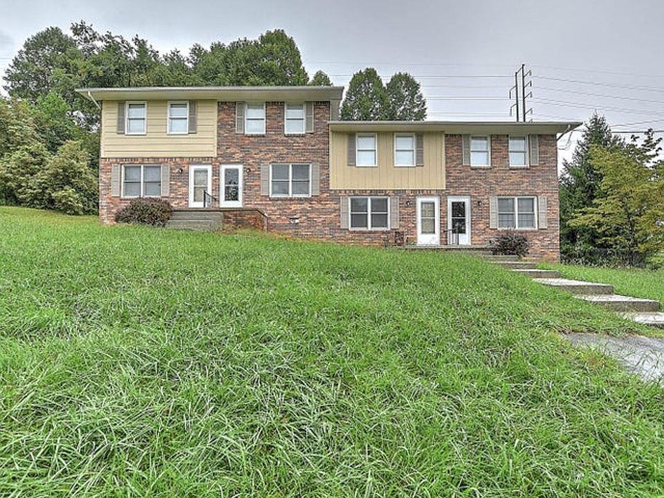 1st image of 10115 Island Rd APT A