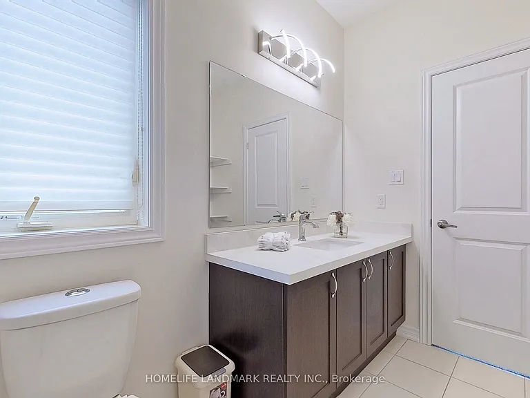 75 Mitchell Pl — Photo 38
