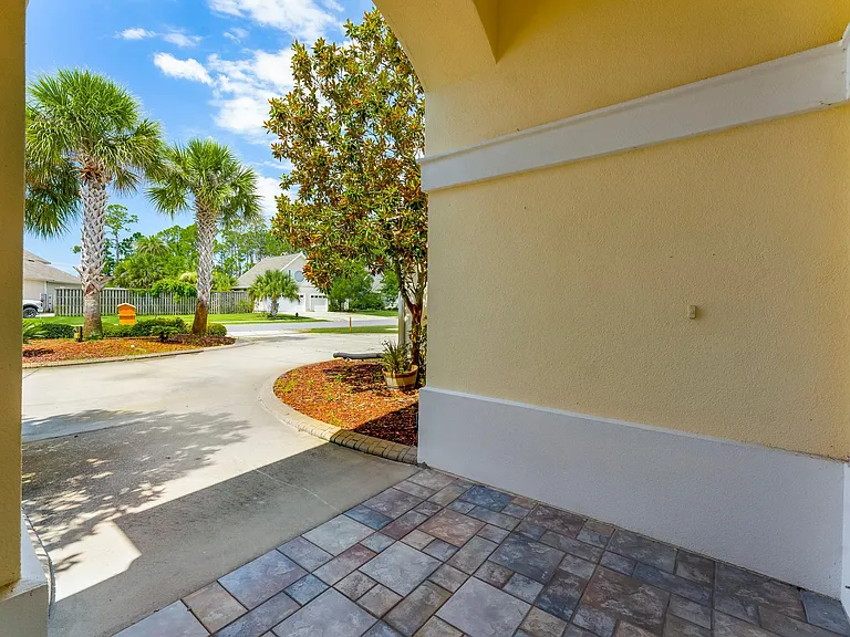 102 Sunset Cir — Photo 2