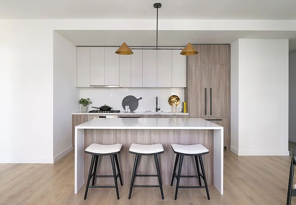 1st image of 356 E 78th St #19C