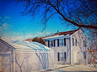 106 Hickory Ln, Cary, IL 60013