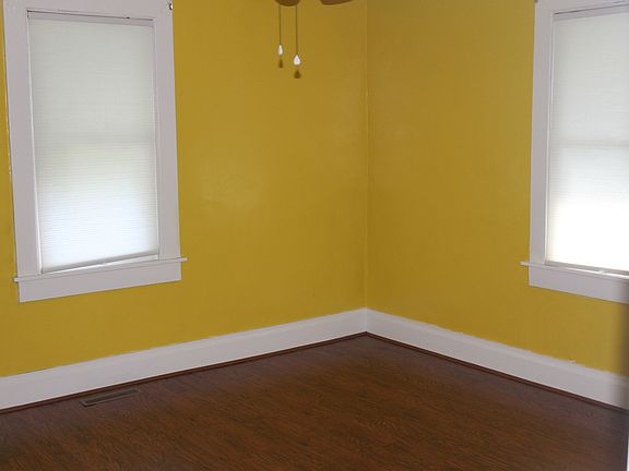 3rd image of 513 Third Avenue
