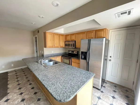 240 Shadybrook Ln Unit B, Las Vegas, NV 89107
