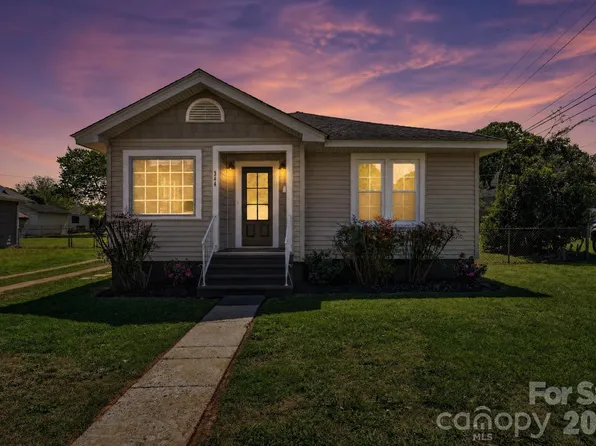 344 Mayflower Ave, Cramerton, NC 28032