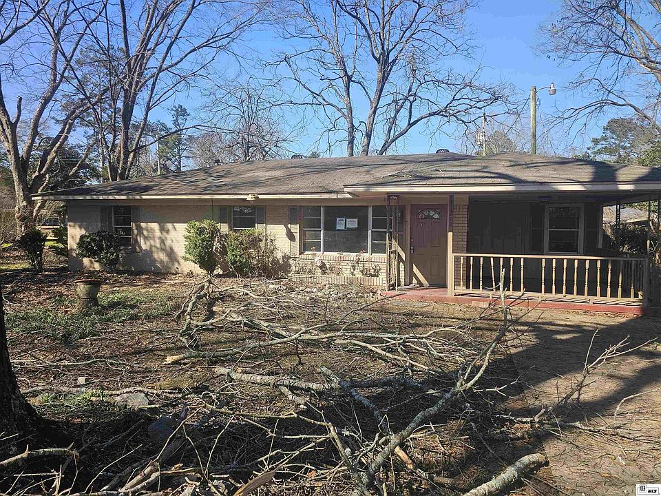 1st image of 203 Rosewood Dr