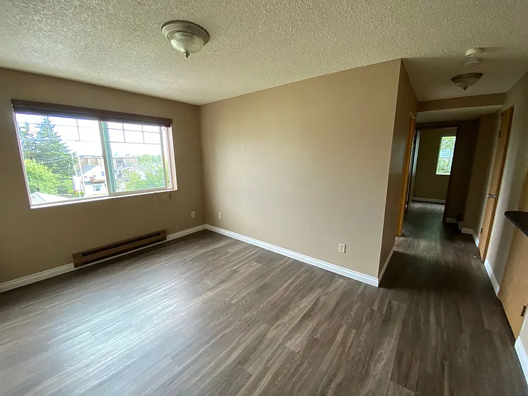 Westwood Apartments — Photo 58