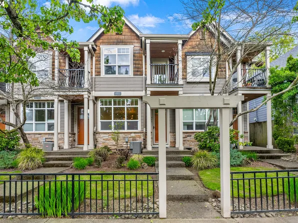 945 SE Marion St, Portland, OR 97202