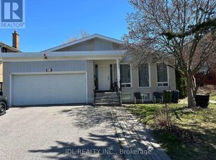 23 N Pineway Blvd, Toronto, ON M2H1A3