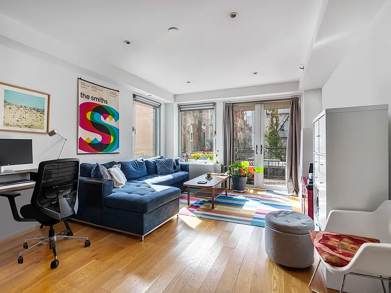 260 N 9th St #3C — Photo 3
