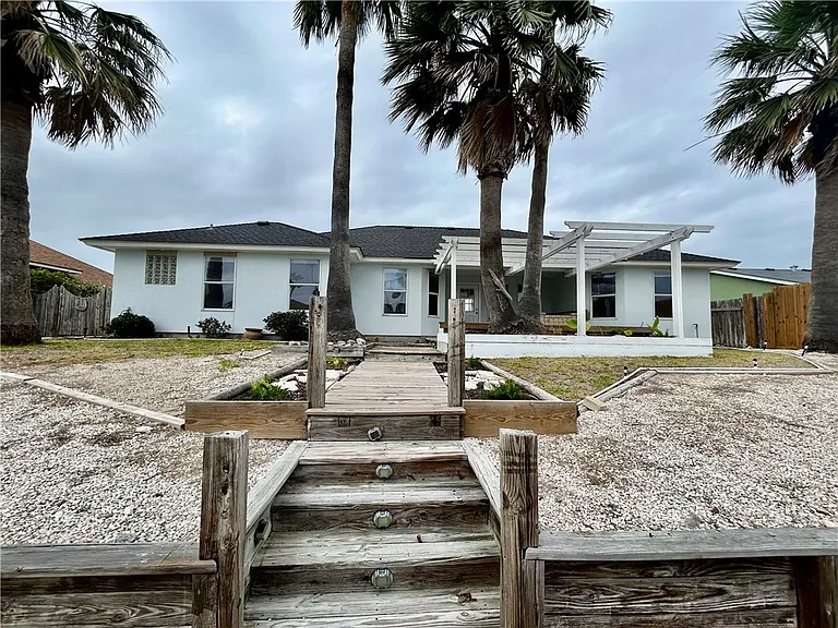 14109 Atascadera Ave — Photo 11