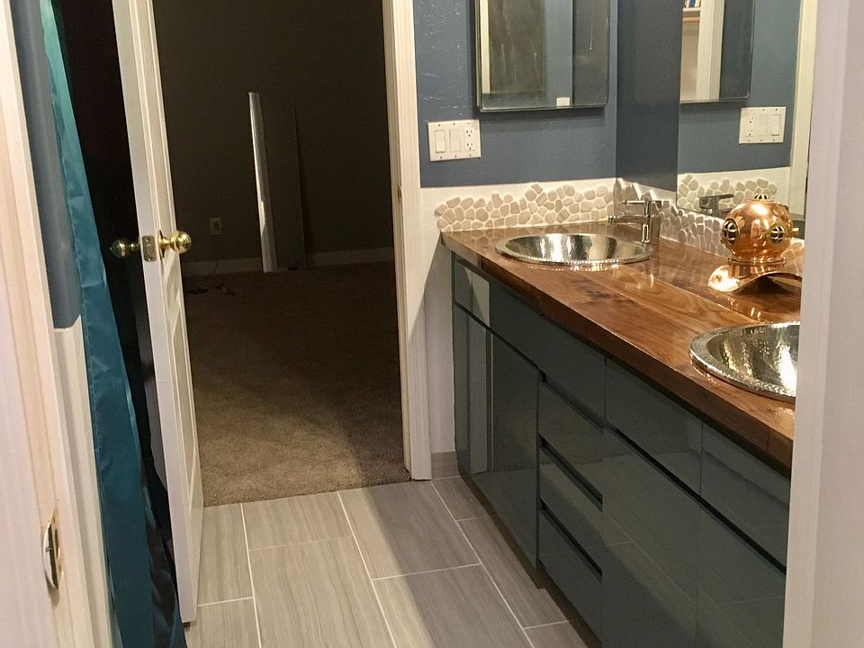 1st image of 3925 N Kiami Dr