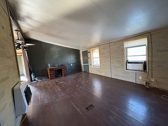2nd image of 2213 Pedernales Ct