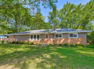 5718 Heather Way, Racine, WI 53406