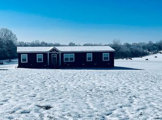 25 Sawyer Rd, Fayetteville, TN 37334