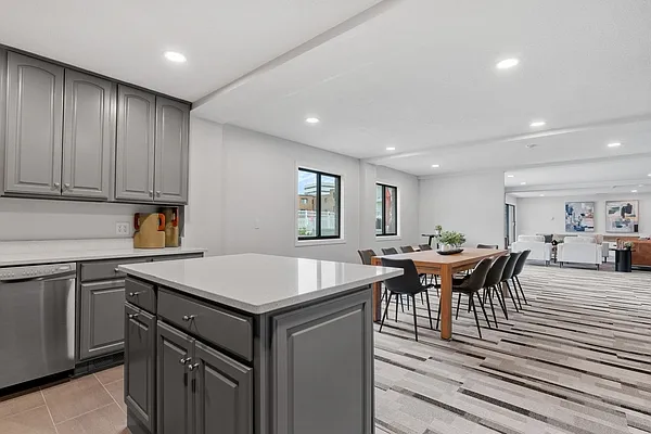 Shelard Village Apartments — Photo 30