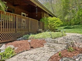 2713 Dunham Woods Rd, Harvard, IL 60033