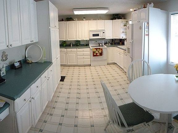 2nd image of 12712 Portland Ct