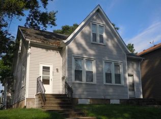 227 S Chestnut St, Collinsville, IL 62234