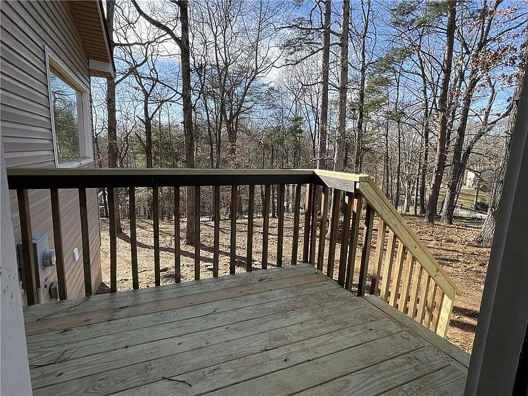 3492 Point View Cir — Photo 35