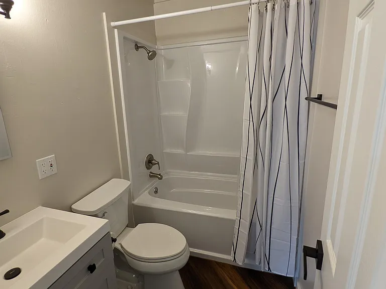 411 Lindsay Rd #3 — Photo 9