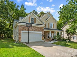 1518 Squirrel Lake Ct, Matthews, NC 28105