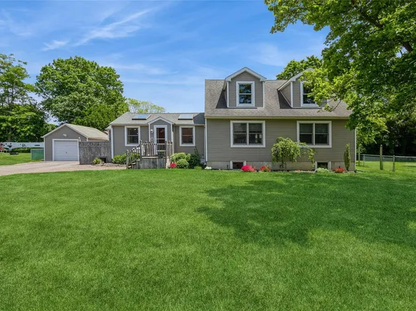 155 Osceola Avenue, Deer Park, NY 11729