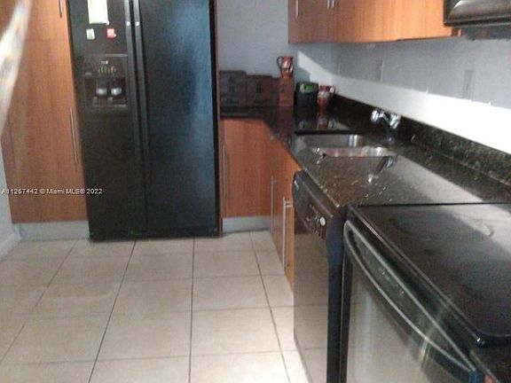 5th image of 3001 S Ocean Dr APT 431
