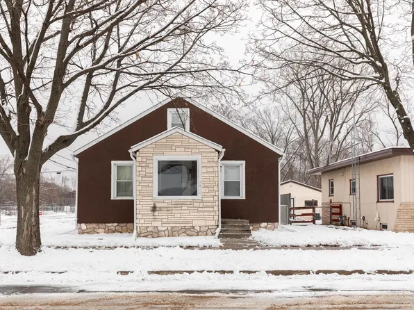 2040 Onalaska AVENUE, La Crosse, WI 54603