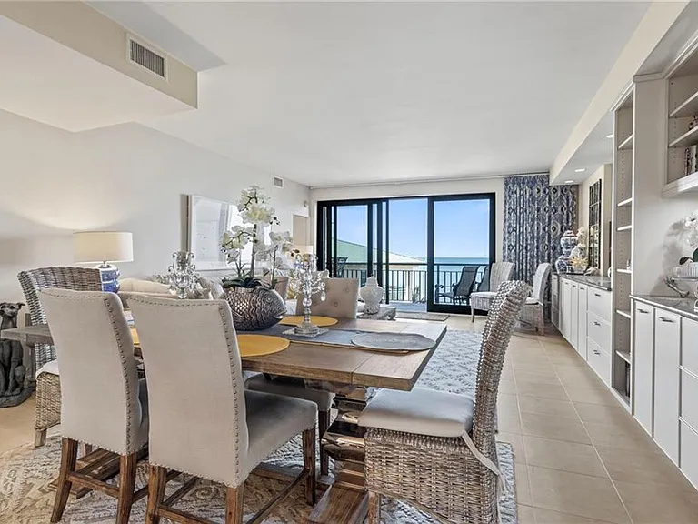 4101 Ocean Dr — Photo 8