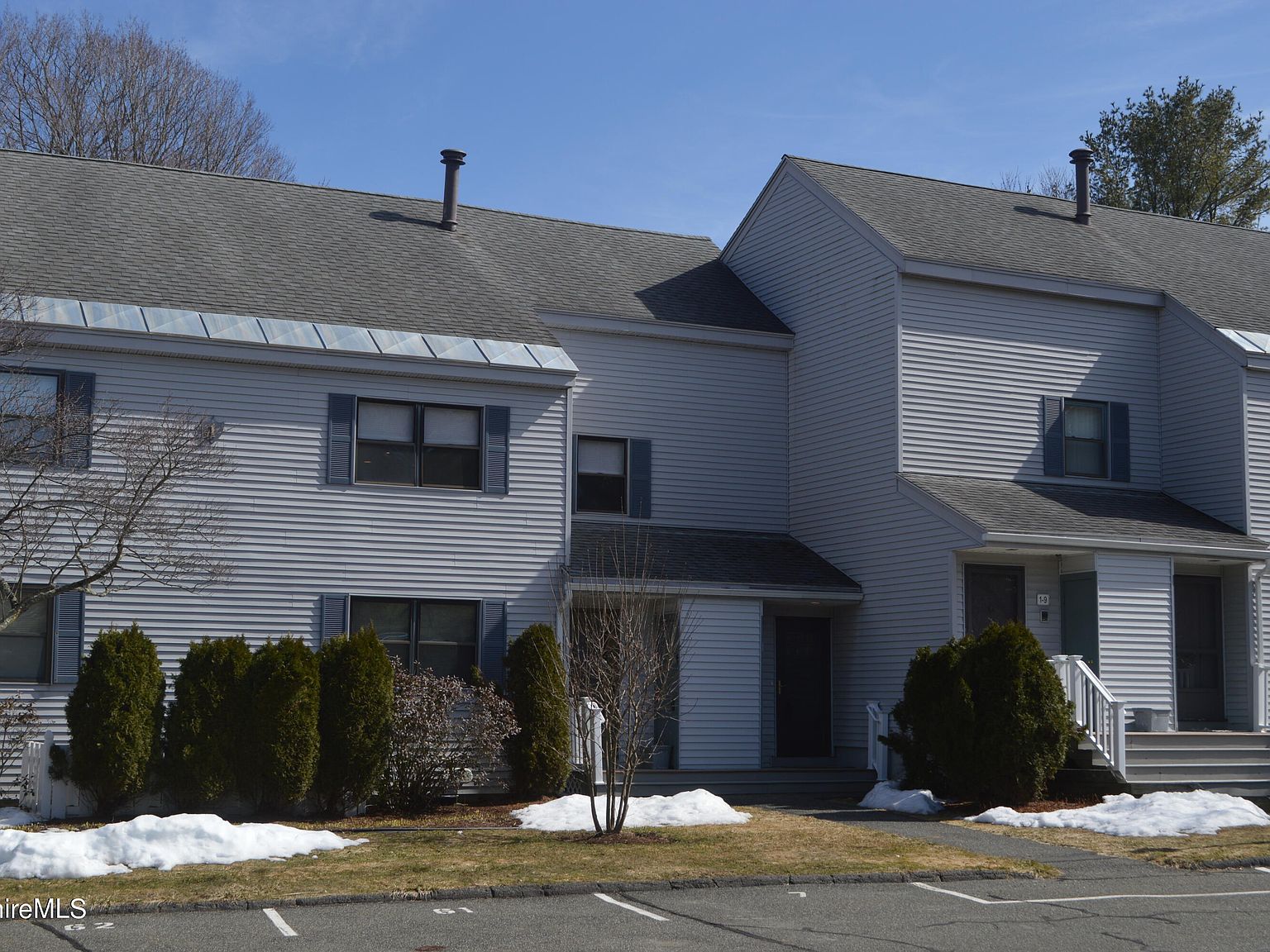 17 Rolling Hls 17, Lenox, MA 01240 Zillow