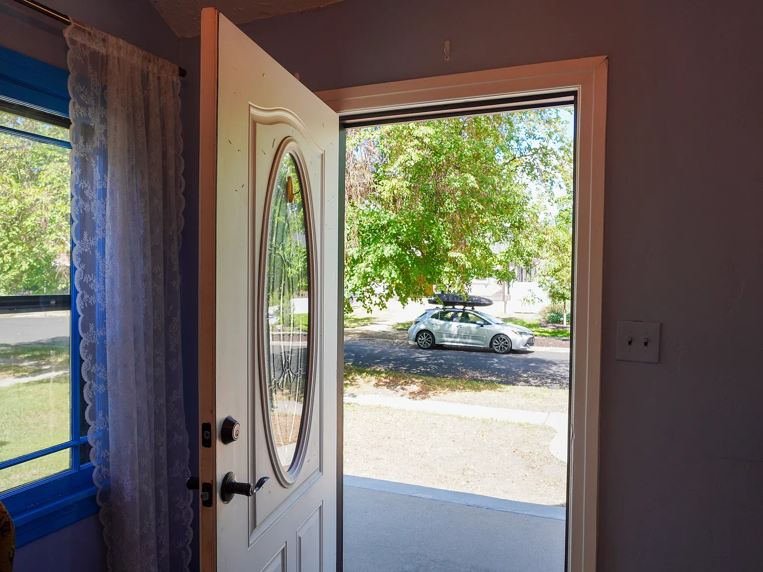 5 bed, 1900 sqft, $2,450 — Photo 4